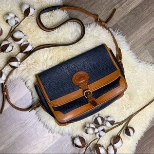 Vintage Dooney and Bourke Crossbody